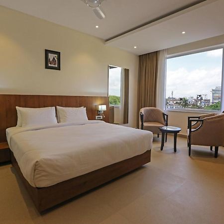Hotel Oil Field Duliagaon Esterno foto