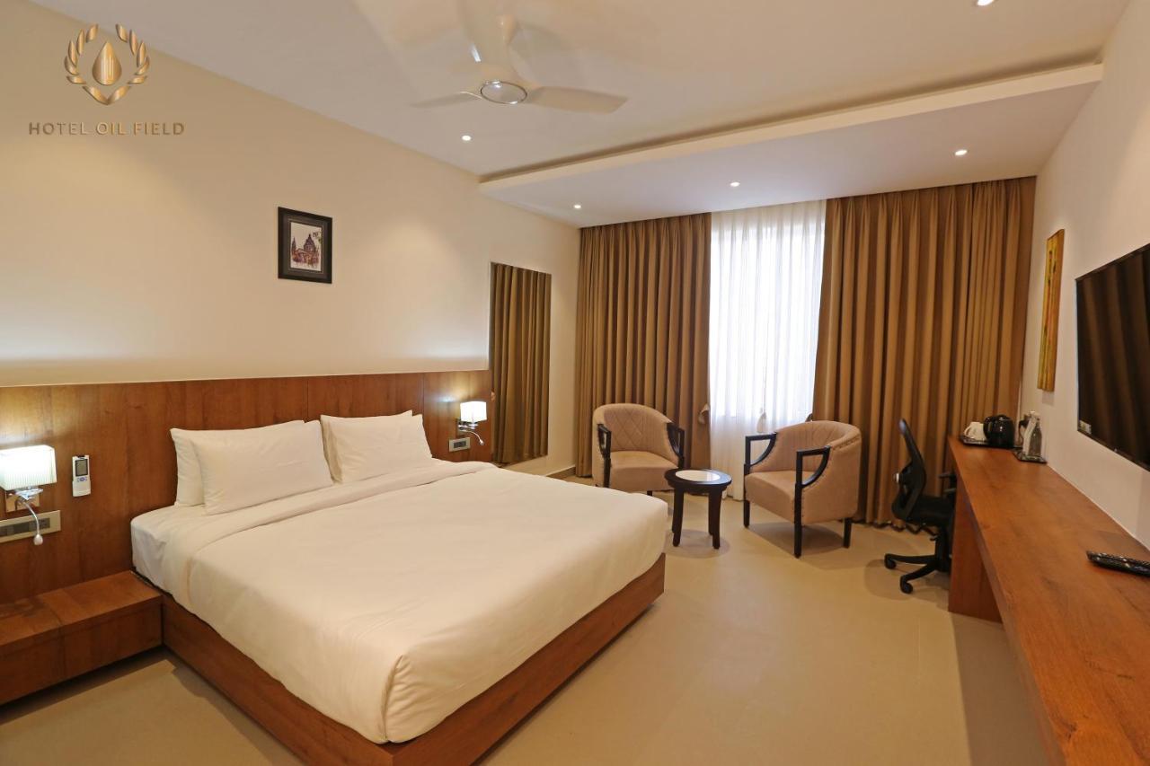 Hotel Oil Field Duliagaon Esterno foto